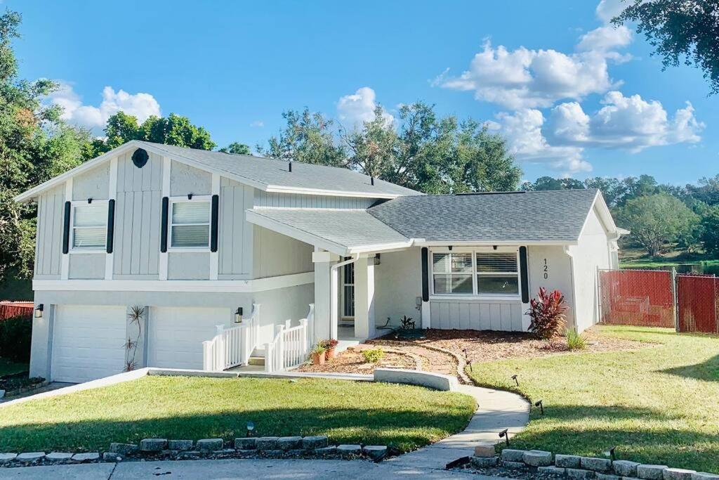 Stylish Lake Home With Huge Pool, Arcade With Ps5,And Theater Just 5 Min From Legoland Winter Haven Exterior photo