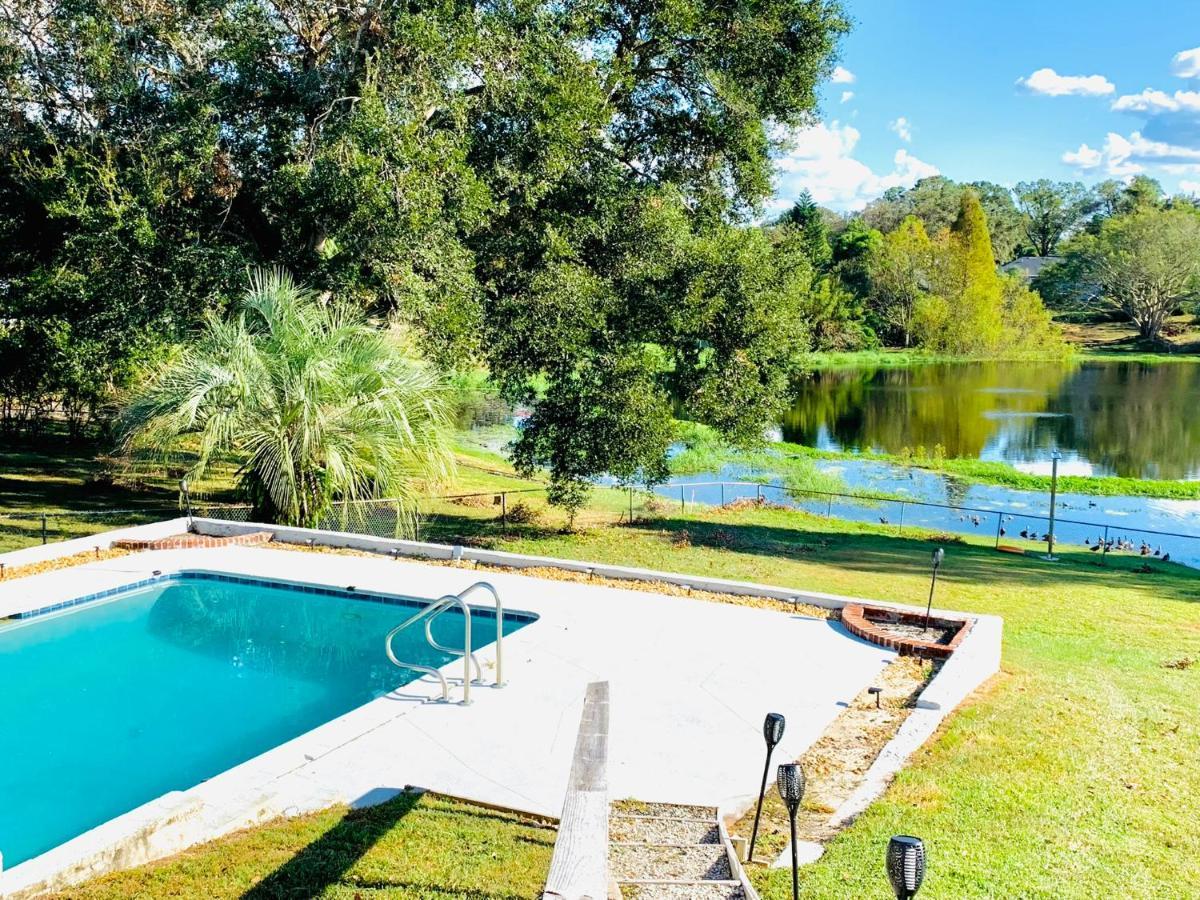 Stylish Lake Home With Huge Pool, Arcade With Ps5,And Theater Just 5 Min From Legoland Winter Haven Exterior photo